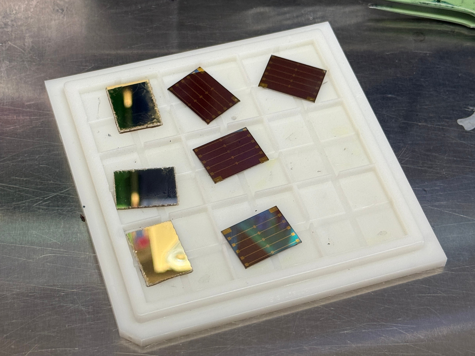 Organic thin-film transistor on a test board